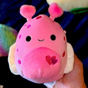 Shabnam the sea slug squishmallow valentines edition NWT